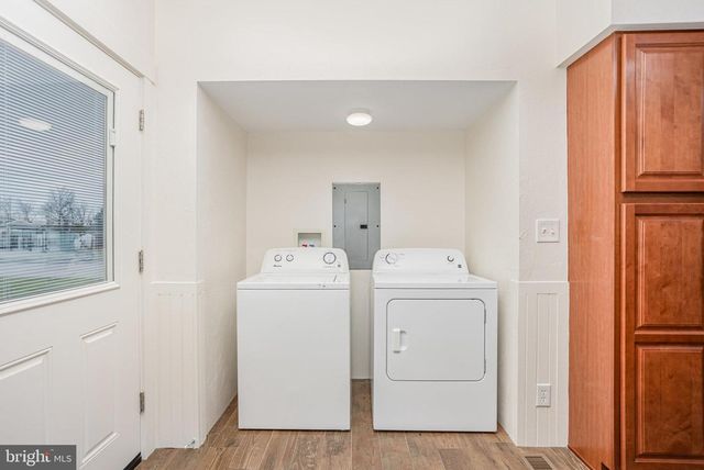 264 WESTWOOD DR, York, PA 17404