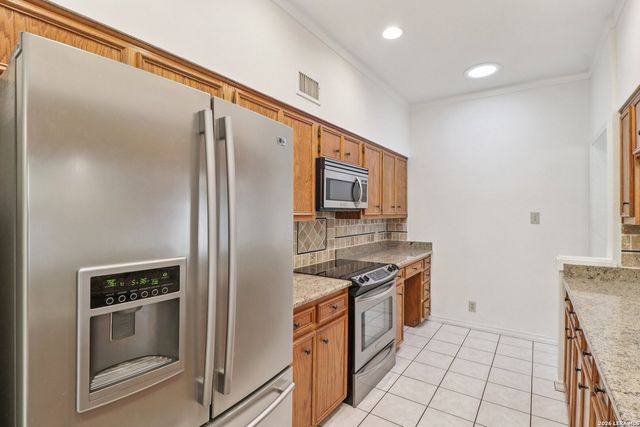 4251 Tall Elm Woods, San Antonio, TX 78249