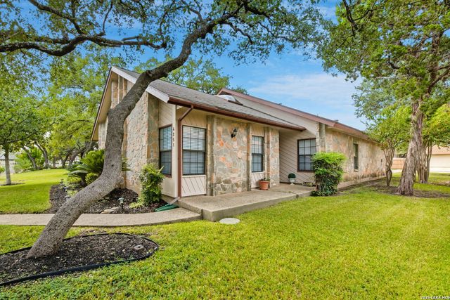 4251 Tall Elm Woods, San Antonio, TX 78249