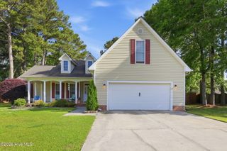 320 Osprey Point Drive, Sneads Ferry, NC 28460