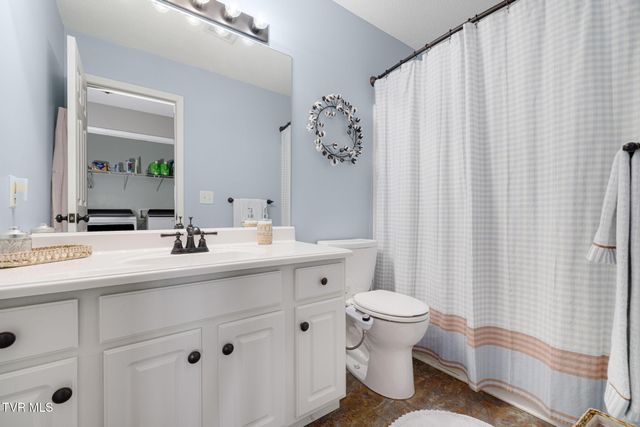 506 Crystal Springs Circle, Gray, TN 37615