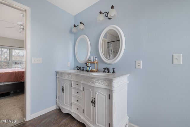 506 Crystal Springs Circle, Gray, TN 37615