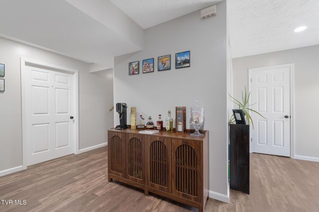 506 Crystal Springs Circle, Gray, TN 37615