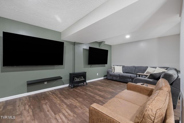 506 Crystal Springs Circle, Gray, TN 37615