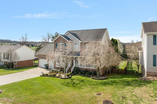 506 Crystal Springs Circle, Gray, TN 37615