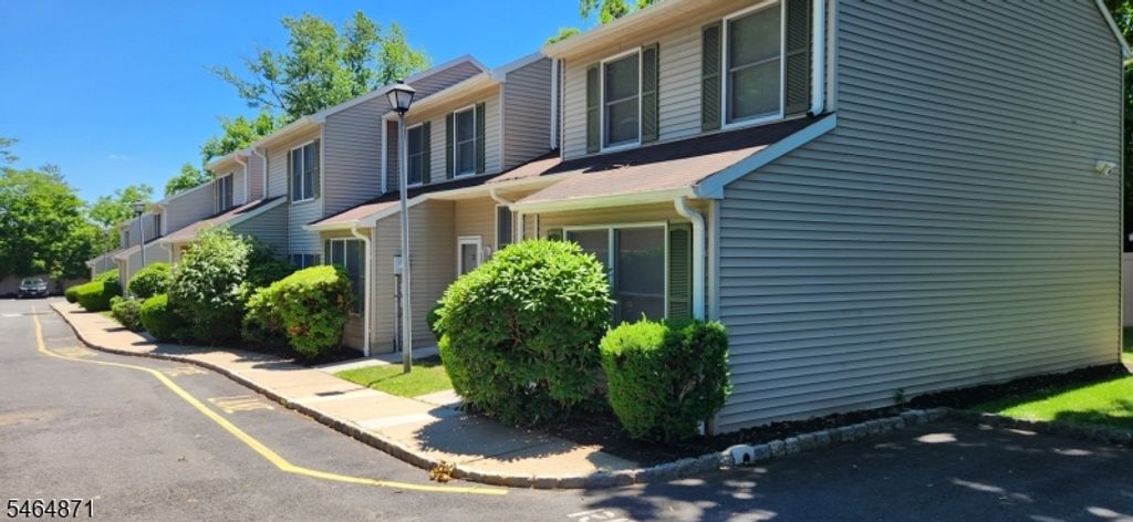 664 Irvington Ave 20, Maplewood Twp., NJ 07040 — exterior