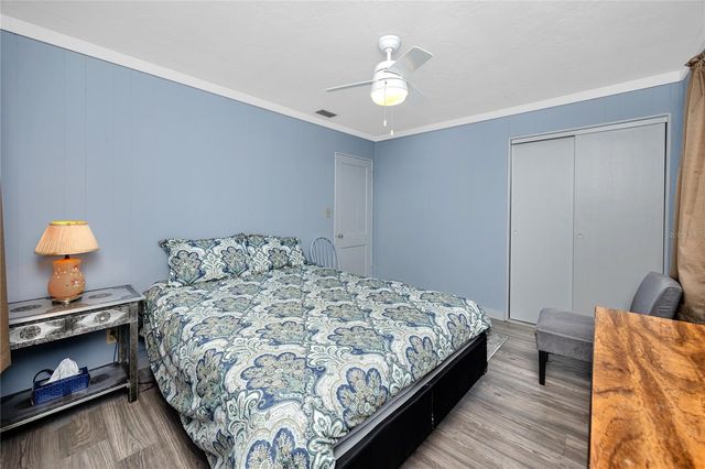 731 72ND STREET N, St Petersburg, FL 33710