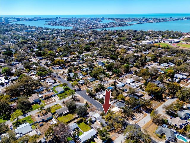 731 72ND STREET N, St Petersburg, FL 33710