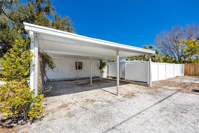 731 72ND STREET N, St Petersburg, FL 33710