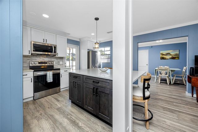 731 72ND STREET N, St Petersburg, FL 33710