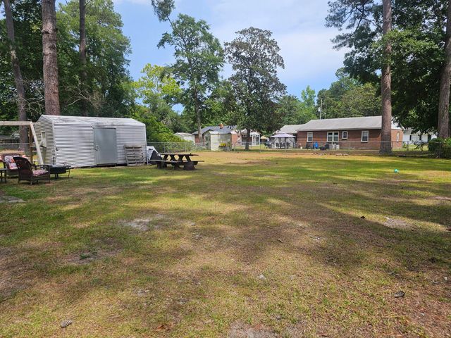 205 Forest Circle, Walterboro, SC 29488