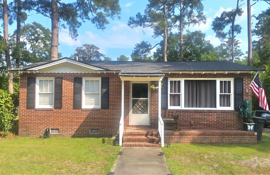 205 Forest Circle, Walterboro, SC 29488