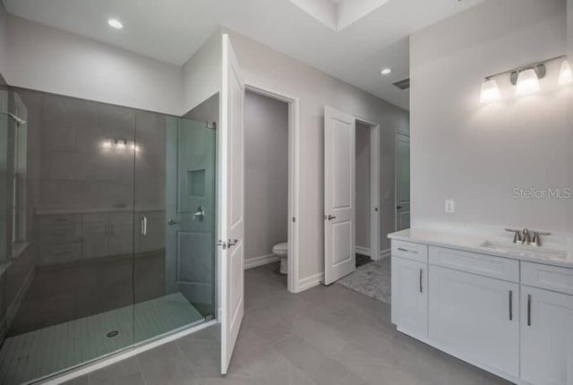 2050 NW 79TH LOOP, Ocala, FL 34475