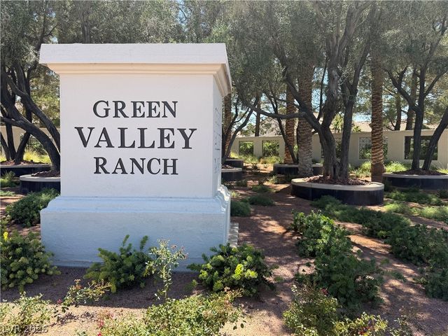 33 TRAILSIDE Court, Henderson, NV 89012