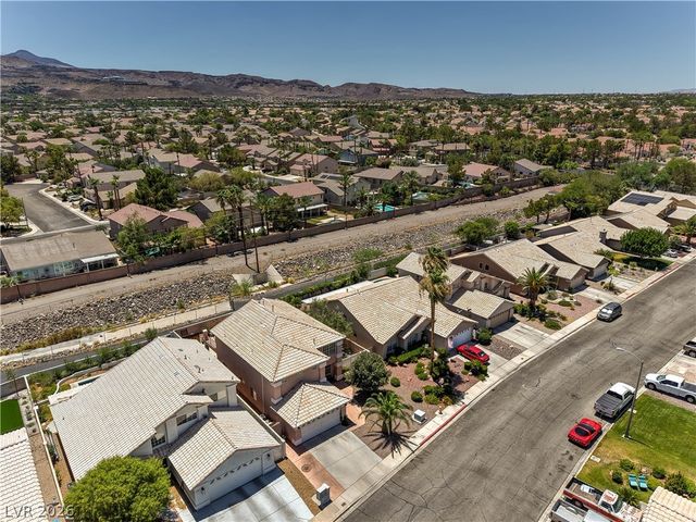 33 TRAILSIDE Court, Henderson, NV 89012