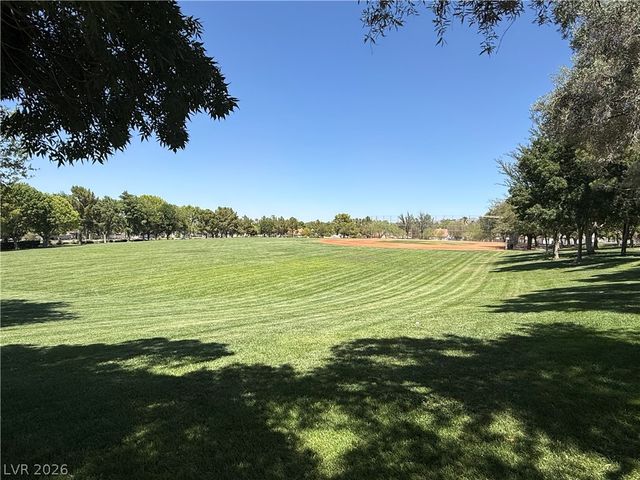 33 TRAILSIDE Court, Henderson, NV 89012