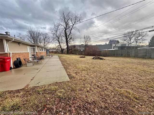 21605 S TULLER Court, Southfield, MI 48076