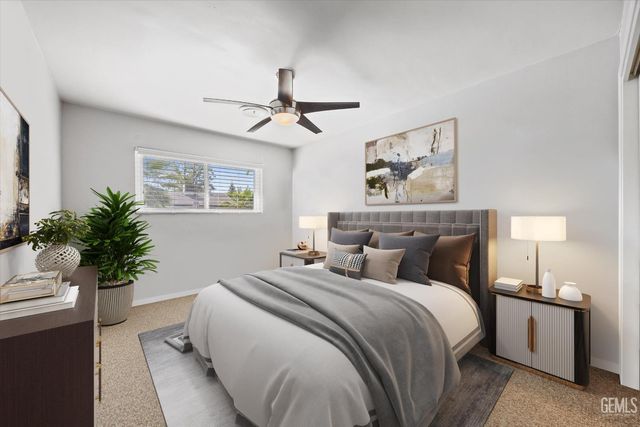 5005 Surrey Lane, Bakersfield, CA 93309