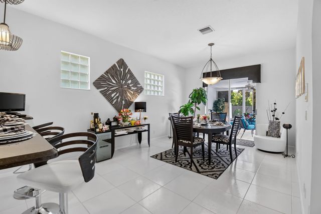 3952 Summer Chase Court, Lake Worth, FL 33467