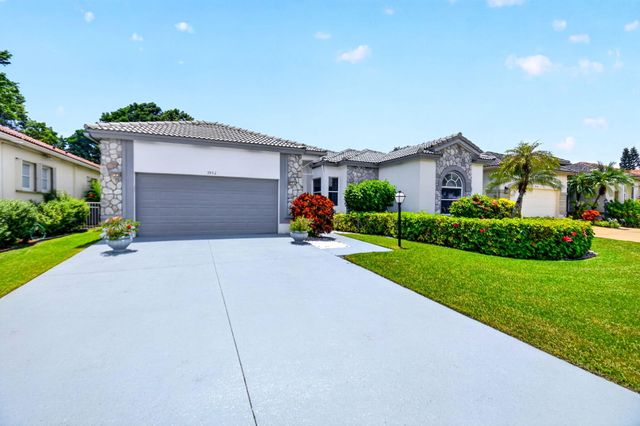 3952 Summer Chase Court, Lake Worth, FL 33467