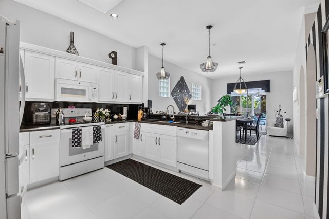3952 Summer Chase Court, Lake Worth, FL 33467