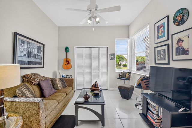 3952 Summer Chase Court, Lake Worth, FL 33467