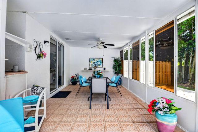3952 Summer Chase Court, Lake Worth, FL 33467