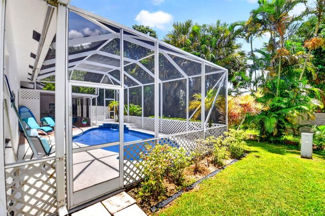 3952 Summer Chase Court, Lake Worth, FL 33467