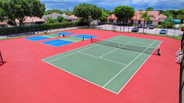 3952 Summer Chase Court, Lake Worth, FL 33467