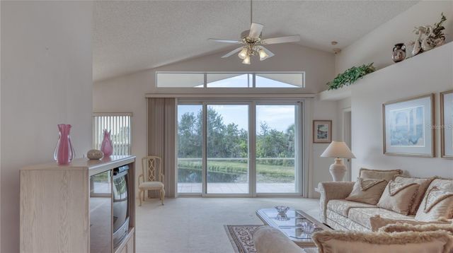 718 LIGHTHOUSE DRIVE, Tarpon Springs, FL 34689