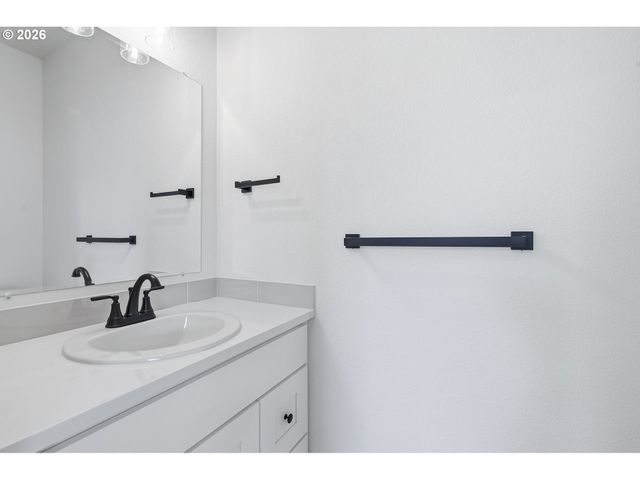 8655 Se Insley St, Portland, OR 97266