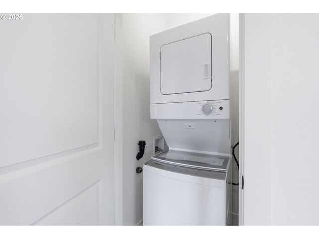 8655 Se Insley St, Portland, OR 97266