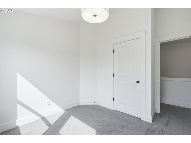 8655 Se Insley St, Portland, OR 97266