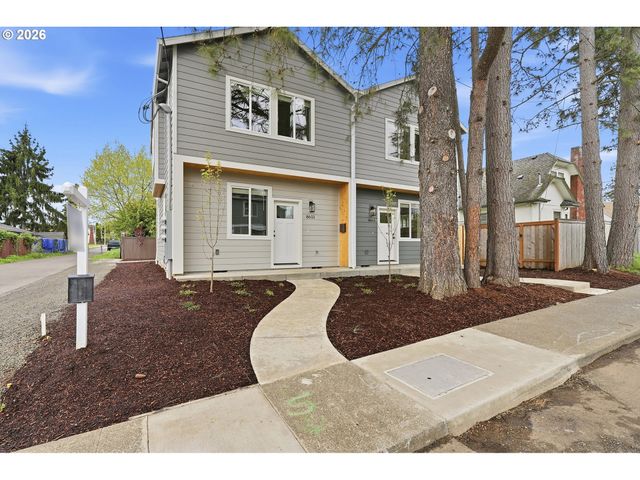 8655 Se Insley St, Portland, OR 97266