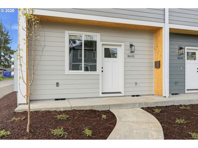 8655 Se Insley St, Portland, OR 97266