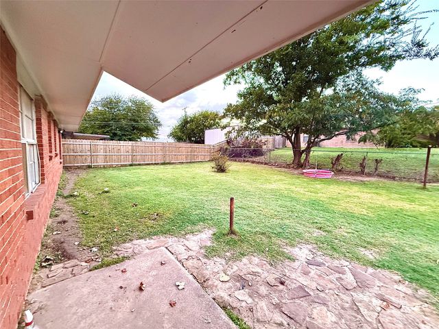 200 Arden Street, Bowie, TX 76230