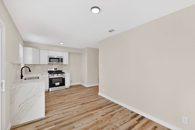 2213 Pontiac Drive, Arlington, TX 76013