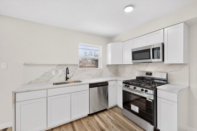 2213 Pontiac Drive, Arlington, TX 76013