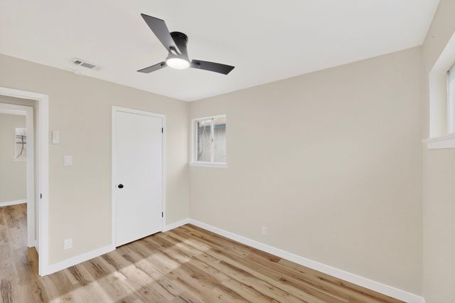 2213 Pontiac Drive, Arlington, TX 76013