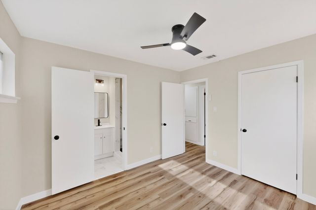 2213 Pontiac Drive, Arlington, TX 76013