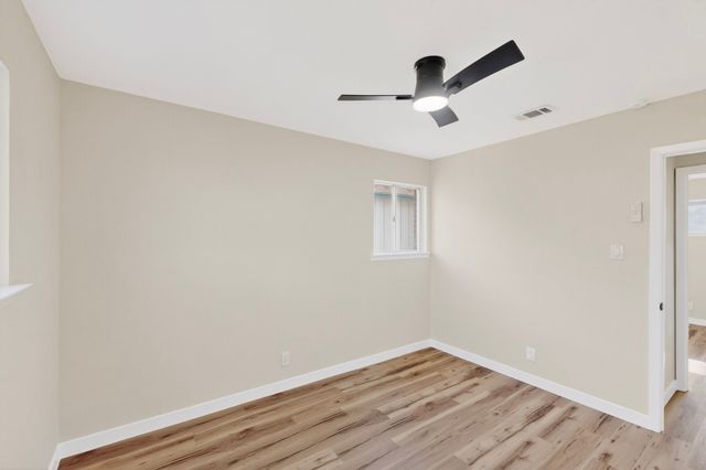 2213 Pontiac Drive, Arlington, TX 76013