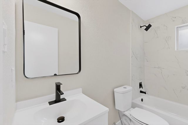 2213 Pontiac Drive, Arlington, TX 76013