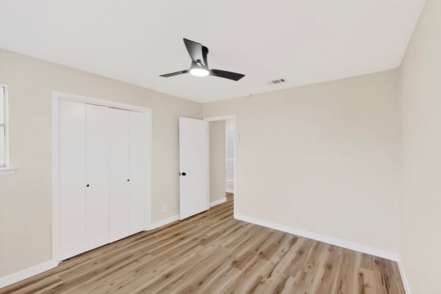 2213 Pontiac Drive, Arlington, TX 76013