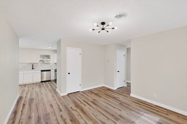 2213 Pontiac Drive, Arlington, TX 76013