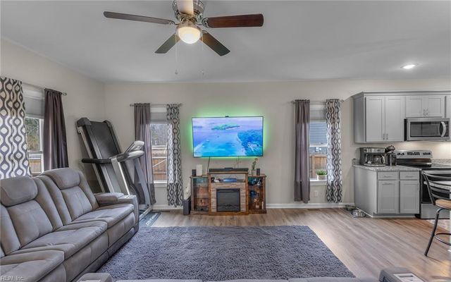 19543 Westall LN, Barhamsville, VA 23011