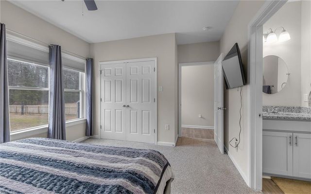 19543 Westall LN, Barhamsville, VA 23011