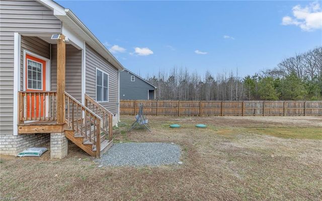 19543 Westall LN, Barhamsville, VA 23011