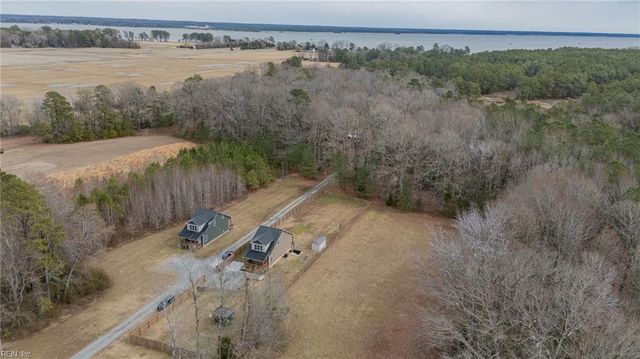 19543 Westall LN, Barhamsville, VA 23011