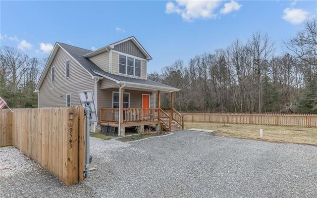 19543 Westall LN, Barhamsville, VA 23011