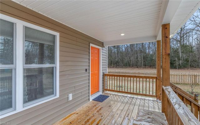 19543 Westall LN, Barhamsville, VA 23011